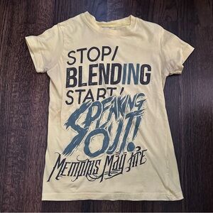 Memphis May Fire Tour Merch. Women’s. Small.